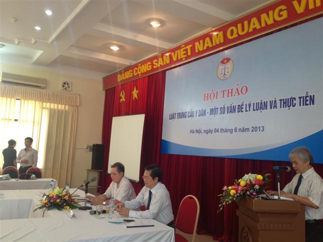 ກອງປະຊຸມສຳມະນາ “ກົດໝາຍວ່າດ້ວຍເອົາປະຊາມະຕິ - ບາງບັນຫາ ທິດສະດີ ແລະ ພຶດຕິກຳຕົວຈິງ”